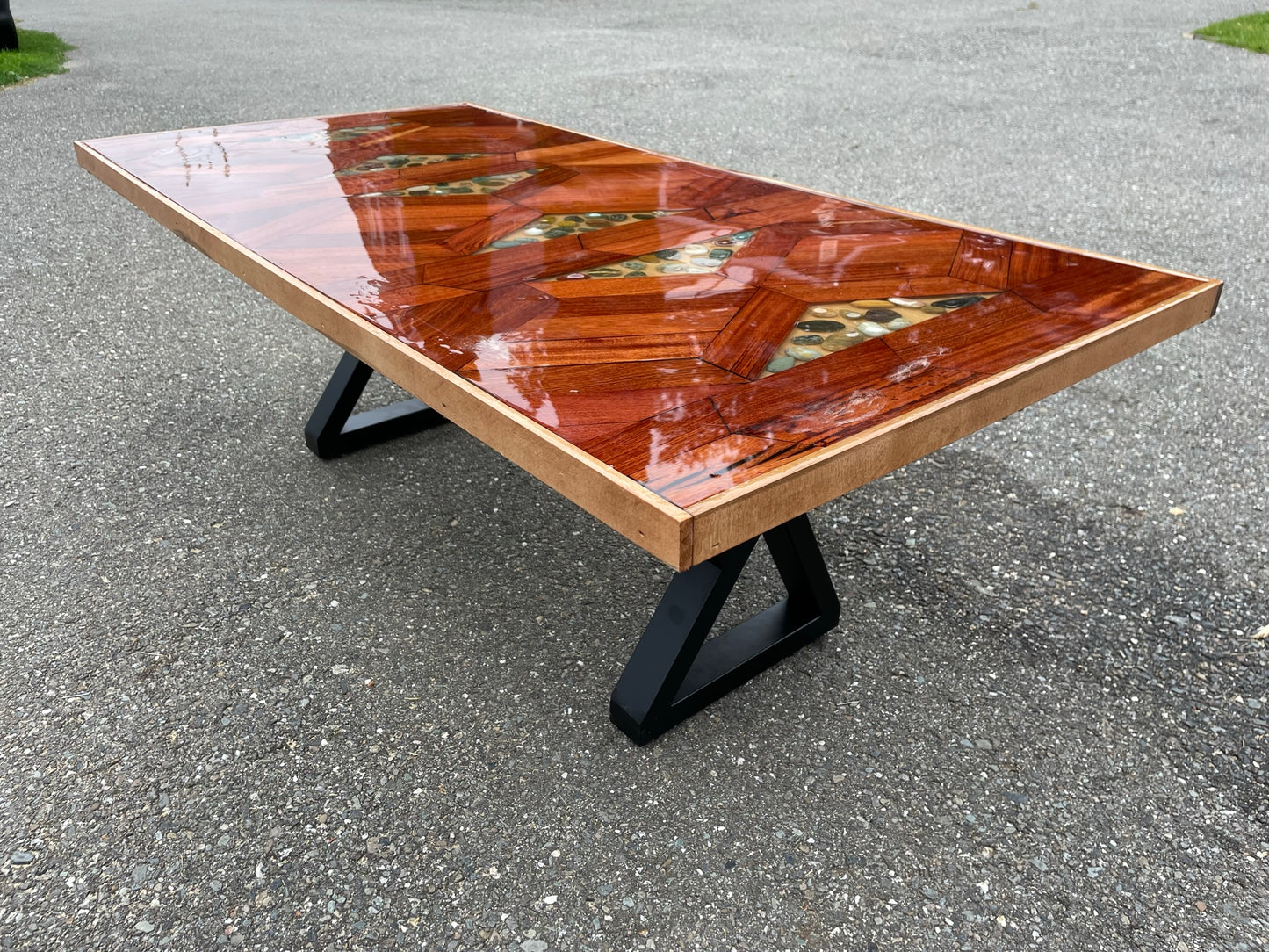 Cherrywood Parque Coffee table with Inlayed tumbled stones